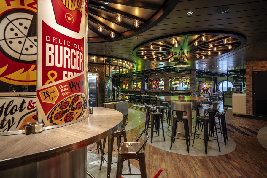 MSC Cruises MSC World Europa Pizza and Burger - Ivan Sarfatti 0.jpg